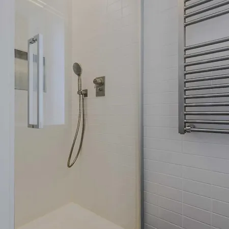 Contemporary Apartment- 2br-3p- Near The Pantheon Appartamento Parigi
